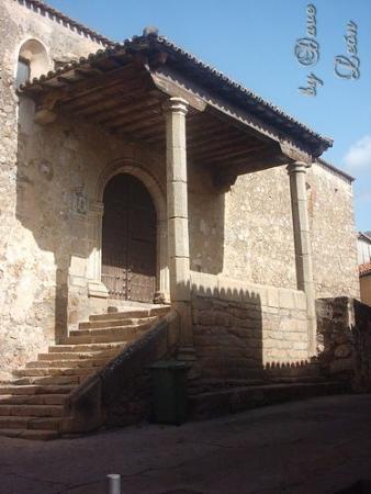 Imagen La Iglesia de San Lorenzo del S. XVI